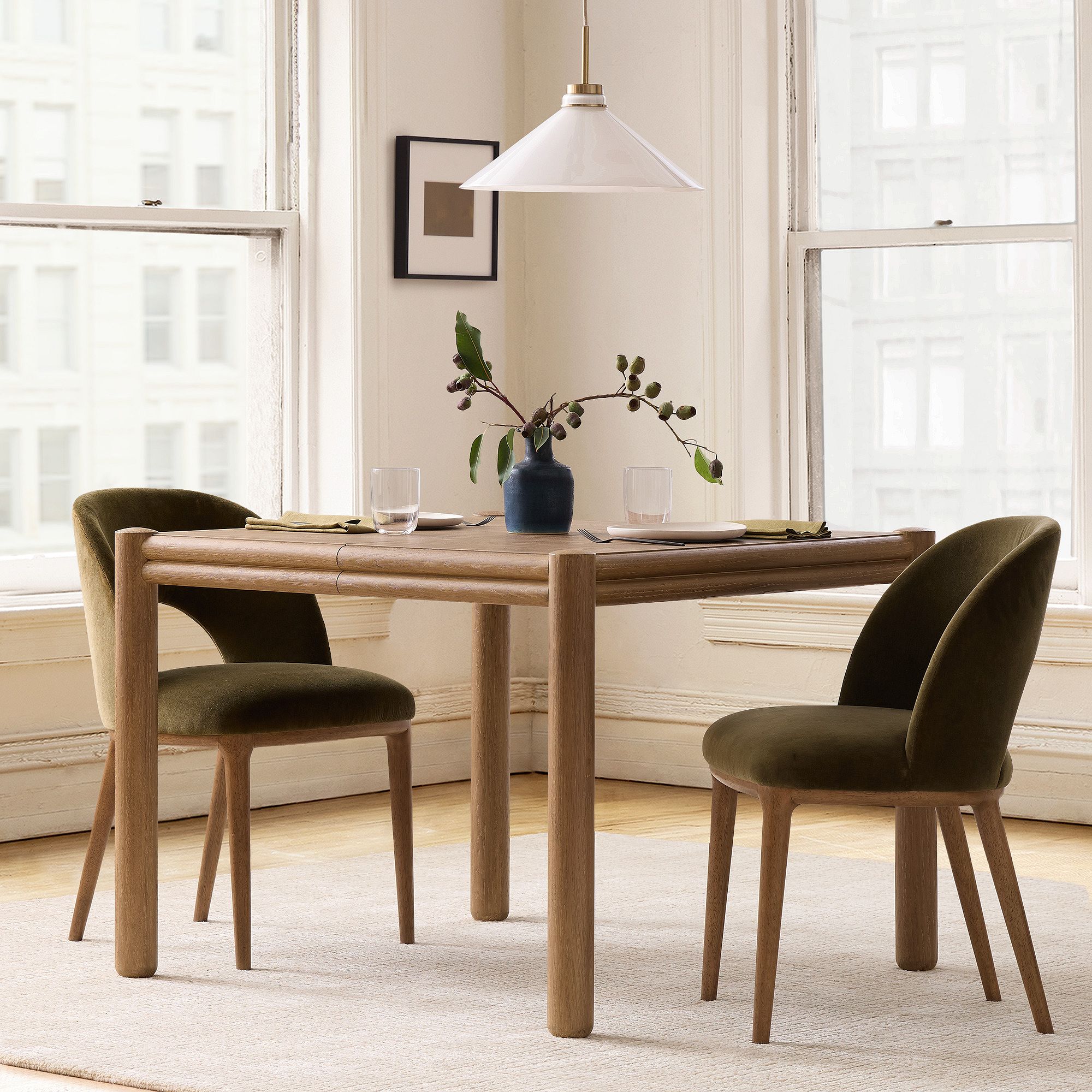 Miles Extendable Dining Table (46"–100")